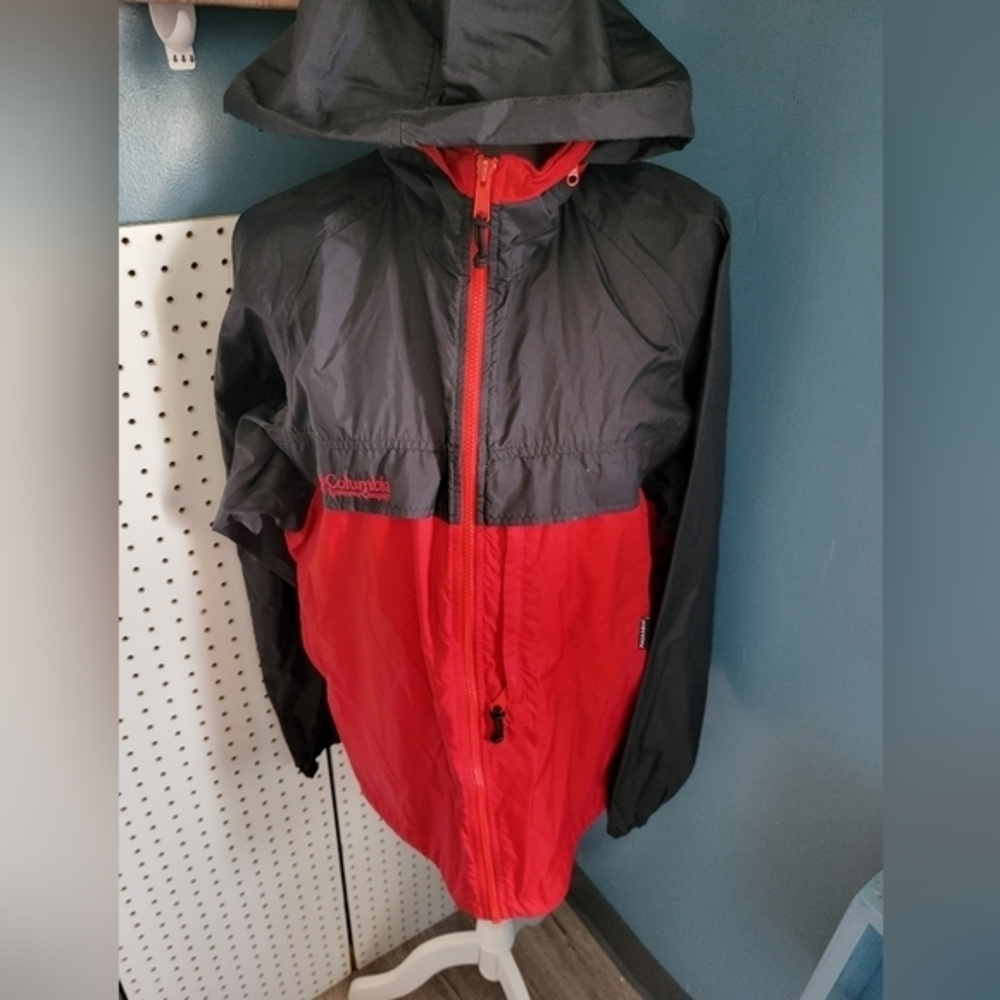 Columbia mens size small packable windbreaker‎